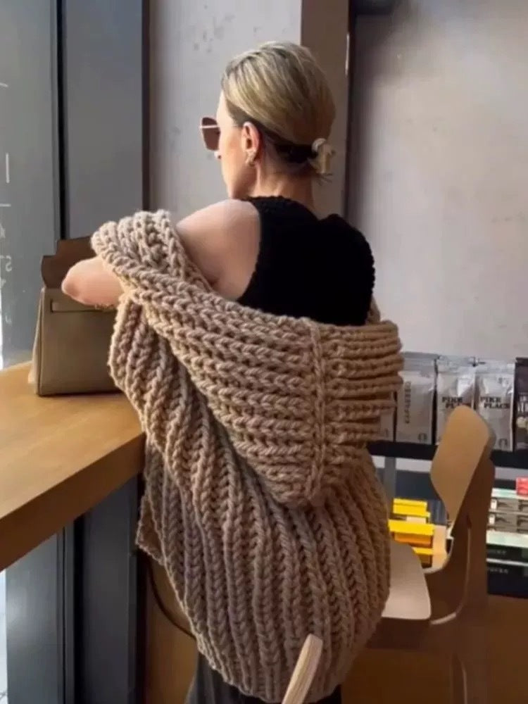 Zoie - Grob Gestrickte Strickweste Mit Kapuze