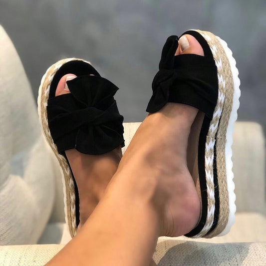 Brenda - Sinda Plateausandalen | Die Angesagtesten Und Fröhlichsten Sommersandalen!
