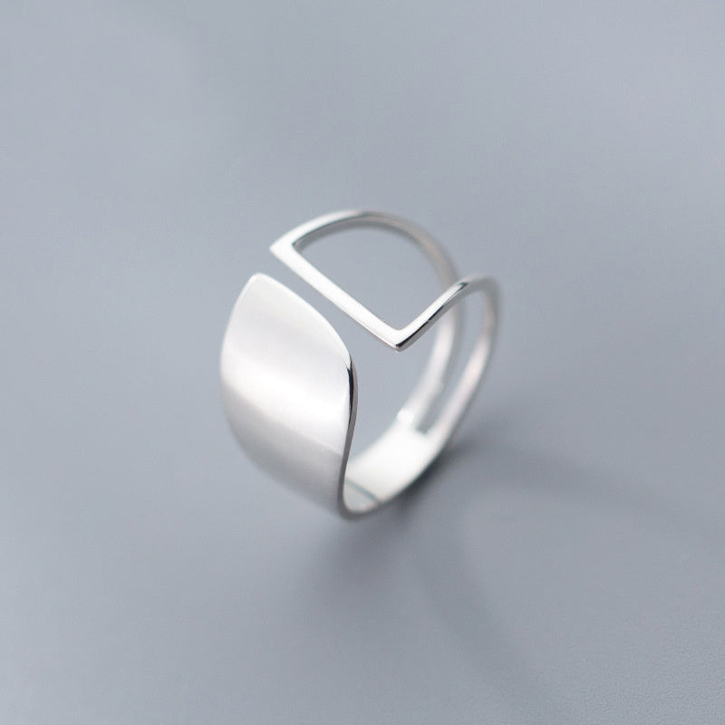 Alena - Punk Hohler Geometrischer Ring