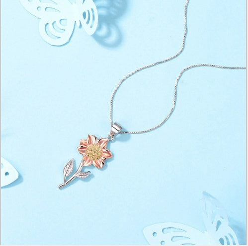 Agathe - Goldene Halskette aus Sterlingsilber mit Sonnenblume