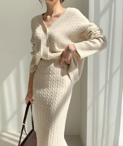 Amalie - Set Aus Strickoberteil Und Rock