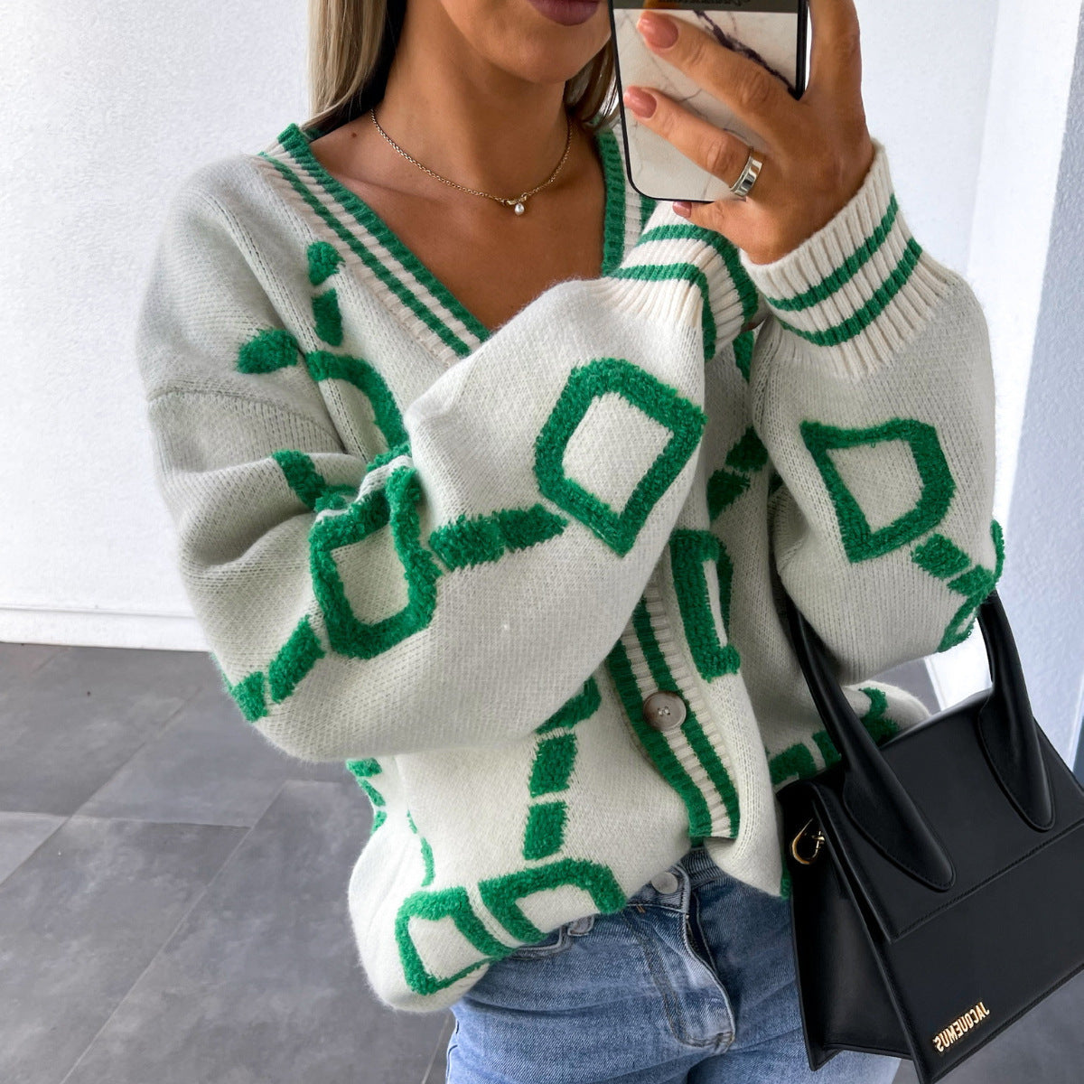 Zoe – Kontrast-cardigan Mit V-ausschnitt Für Den Frühling