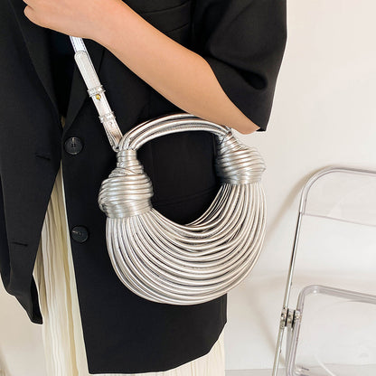 Kiana - Stilvolle Geknotete Schultertasche