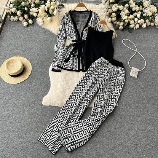 Becca - Dreiteiliges Strickwaren-set