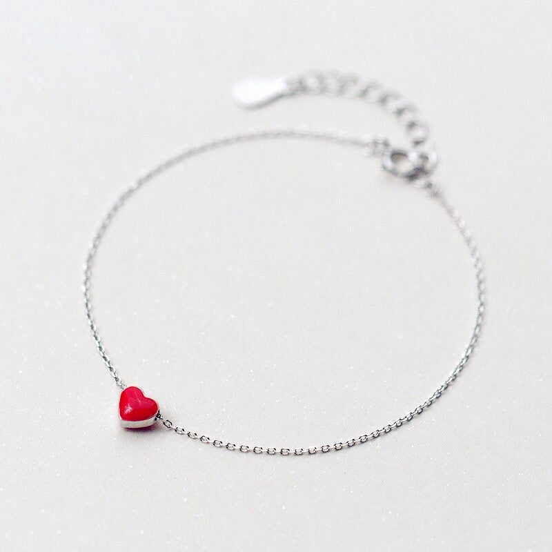 Amira - Verstellbares rotes Herz-Charme-Armband aus 925er Sterlingsilber