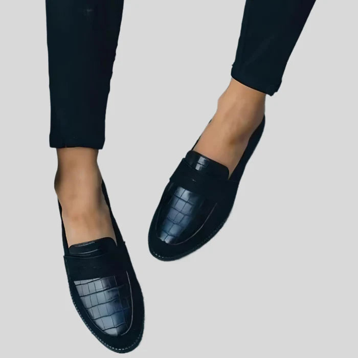 Alliah - Schwarze Glänzende Schuhe Mit Musterdesign
